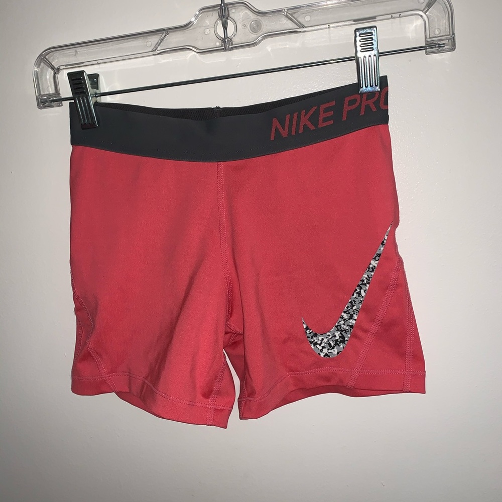 Nike women’s shorts